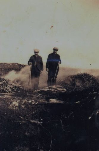 Kelp burning (Image from sath.org.uk)